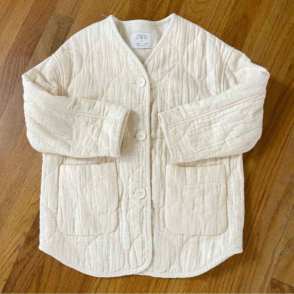 Zara Girls cream quilted jacket.